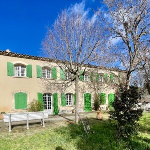 Bastide Provençale de 171m2 au Pied du Massif du Garlaban