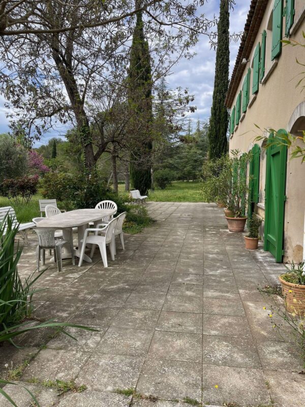 Bastide Provençale de 171m2 au Pied du Massif du Garlaban – Image 2