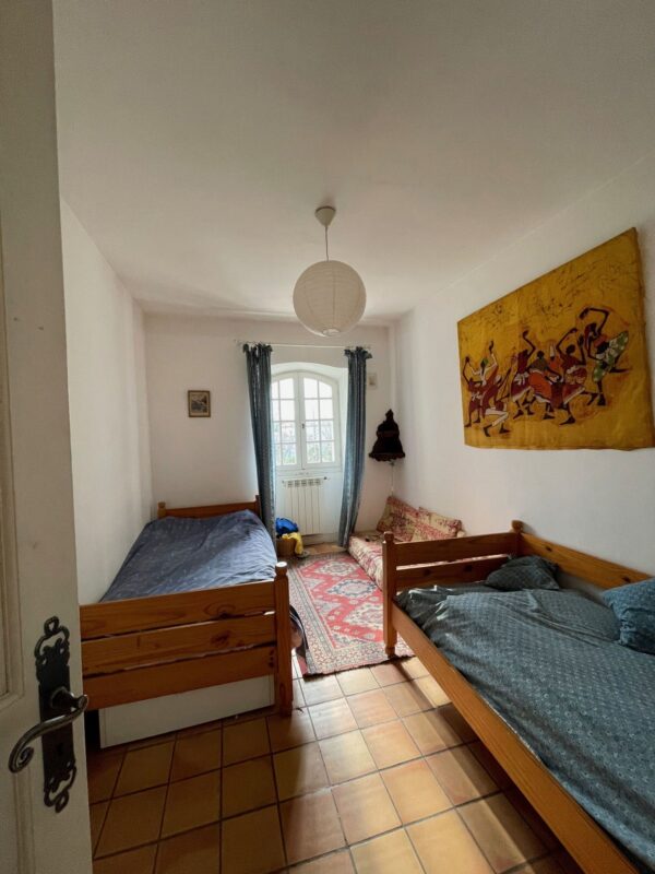 Bastide Provençale de 171m2 au Pied du Massif du Garlaban – Image 10