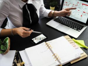 Lire la suite à propos de l’article La Surévaluation Immobilière : Un Phénomène à Comprendre et à Éviter