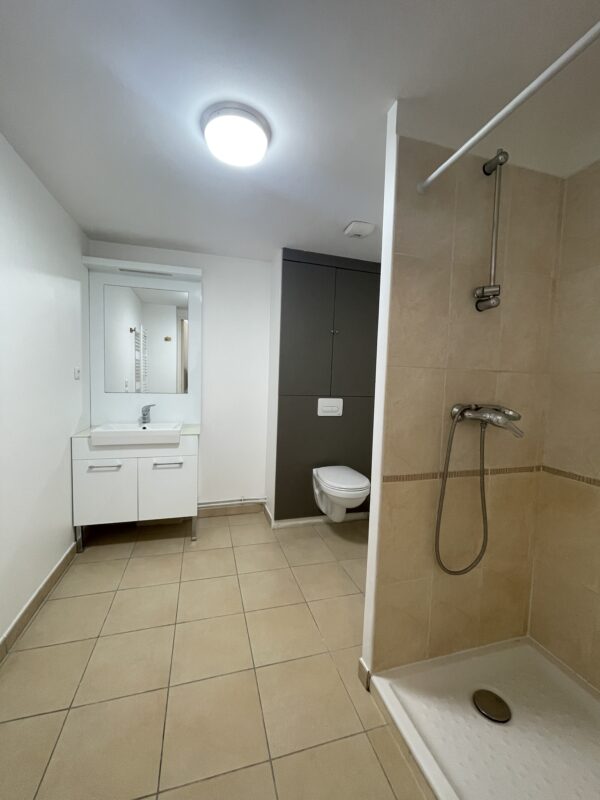 STUDIO 27M2 + BOX 13010 LA CAPELETTE – Image 6