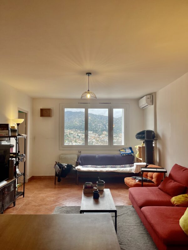 T3 en dernier étage  72m2 quartier SAINT LOUP 13010