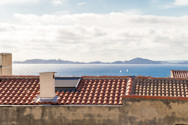 Maison 212m² Quartier Vieille Chapelle, vue mer, jardin, piscine et terrasses, garage – Image 3