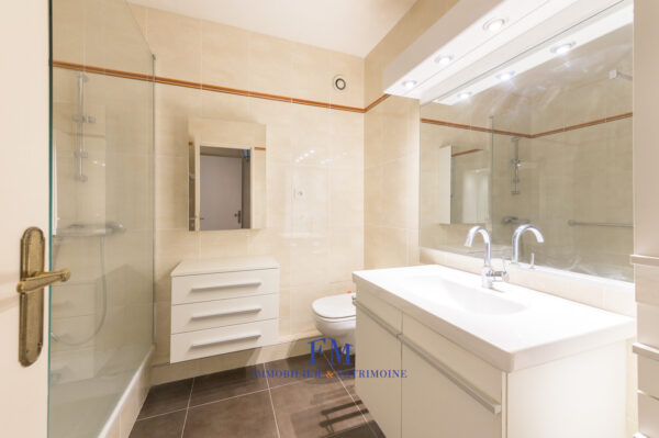 T4 de 113m2 avec terrasse de 15m2 – Image 7