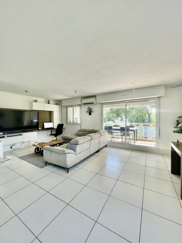 T4 96m2 quartier le CABOT – Image 3