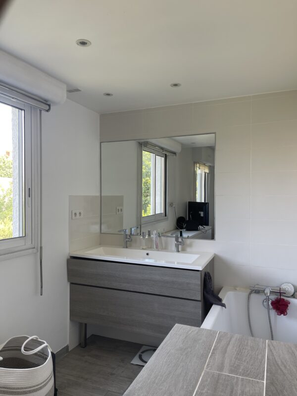 T4 96m2 quartier le CABOT – Image 8